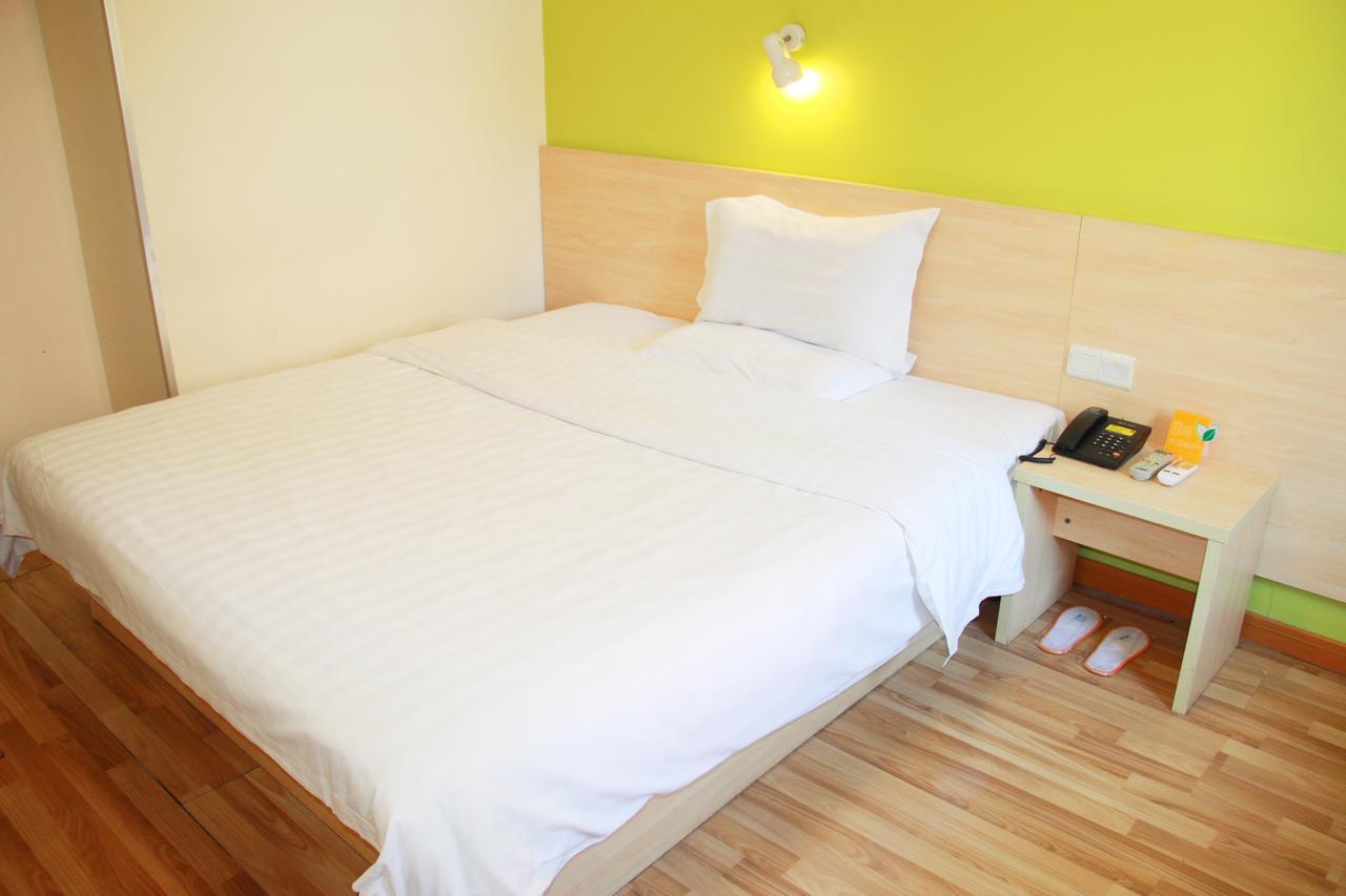 7Days Inn Huludao Xingcheng Hot Spring Street Extérieur photo