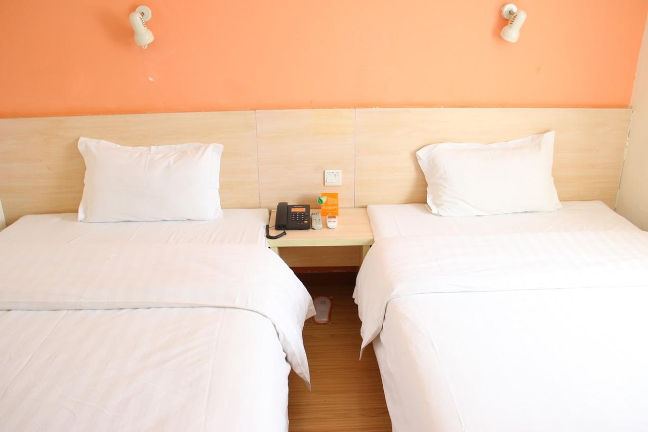 7Days Inn Huludao Xingcheng Hot Spring Street Extérieur photo