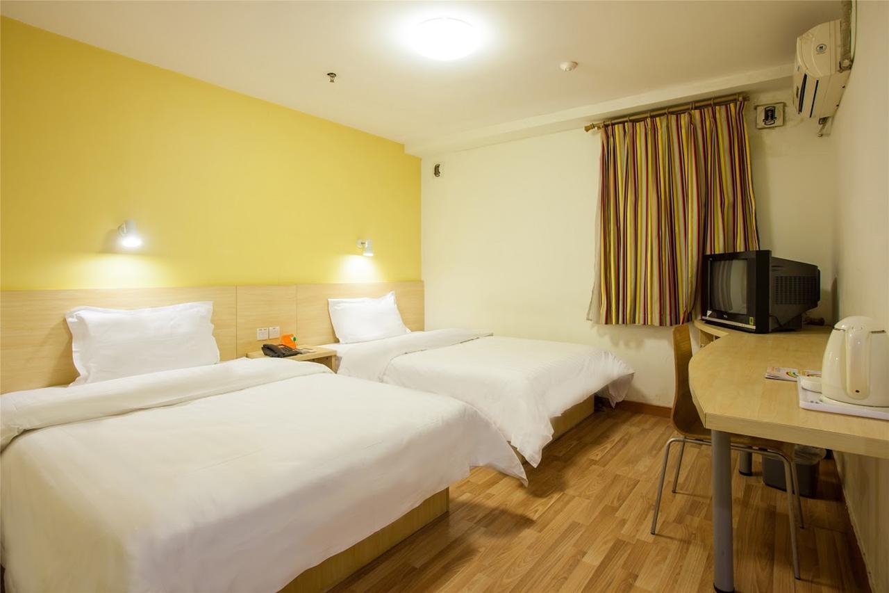 7Days Inn Huludao Xingcheng Hot Spring Street Extérieur photo